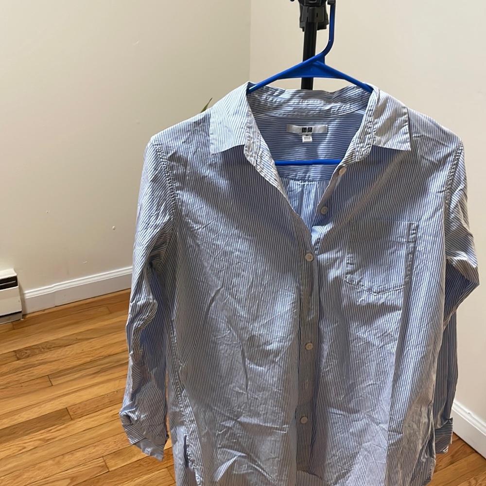 Uniqlo stripped shirt